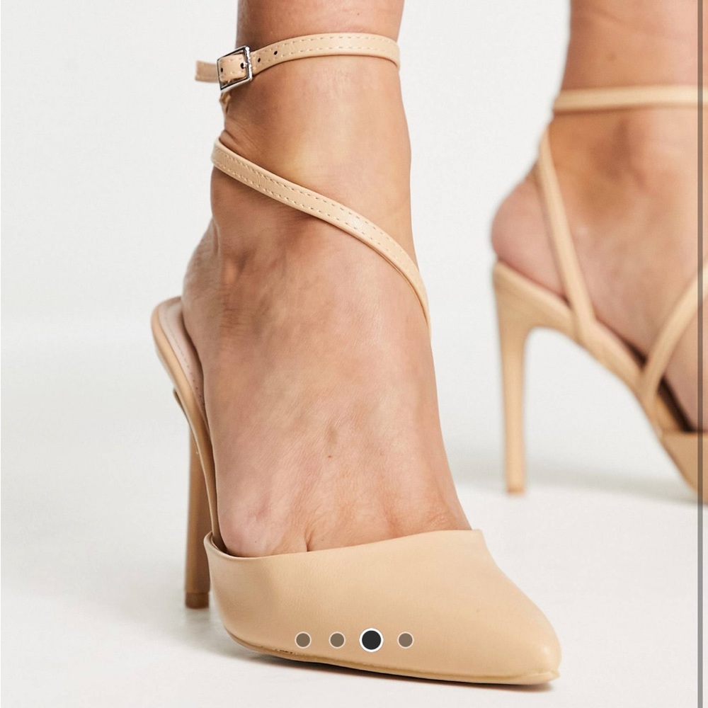 Raid Aasta Asymmetrical Beige Heels